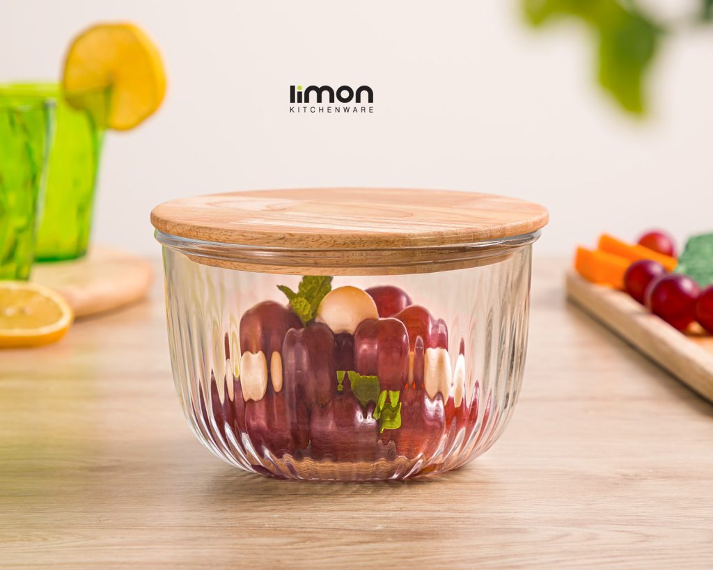 ظرف شیشه ای گرد درب چوبی لیمون